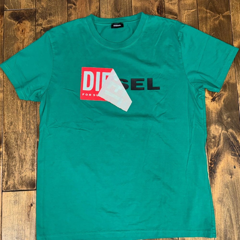 Diesel Green Short Sleeve Tee with Bold Graphic Print